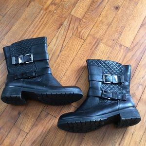 women’s boots